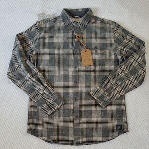 Classic Plaid Button-Down Shirt in Gray and White